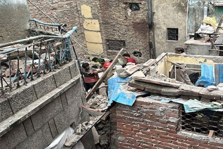 House Collapsed in Bapa Nagar