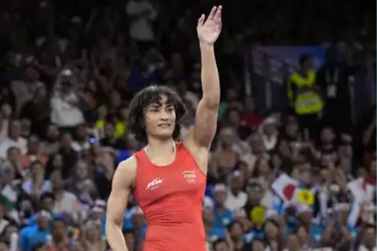 Vinesh Phogat resigned from Railways