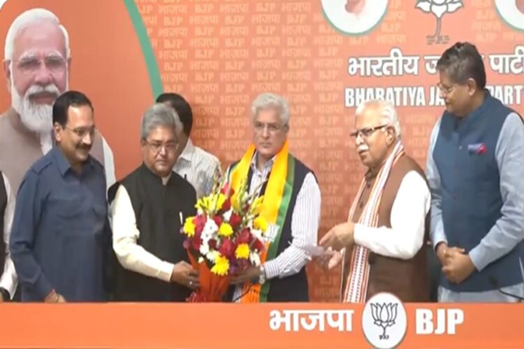 AAP Leader Kailash Gehlot join BJP