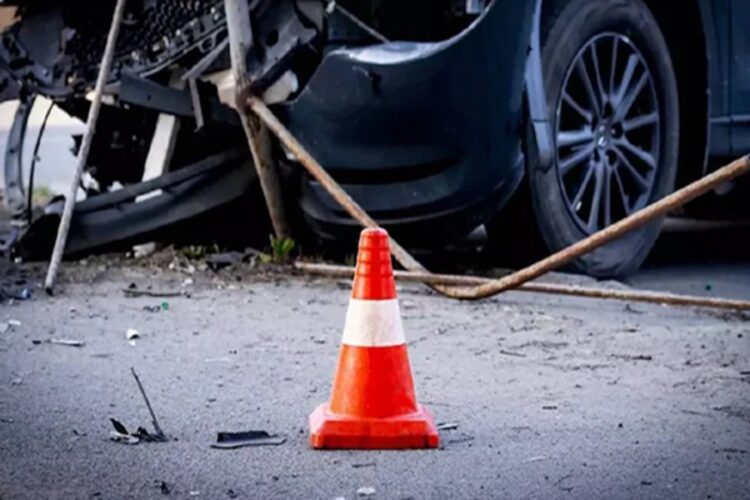 Cruiser Car fall into Canal, Fatehabad