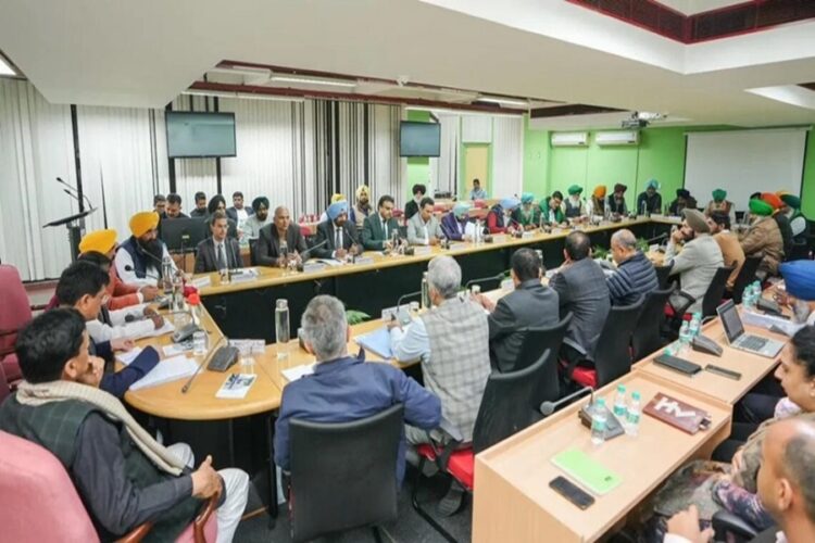 Meeting held between farmers and government