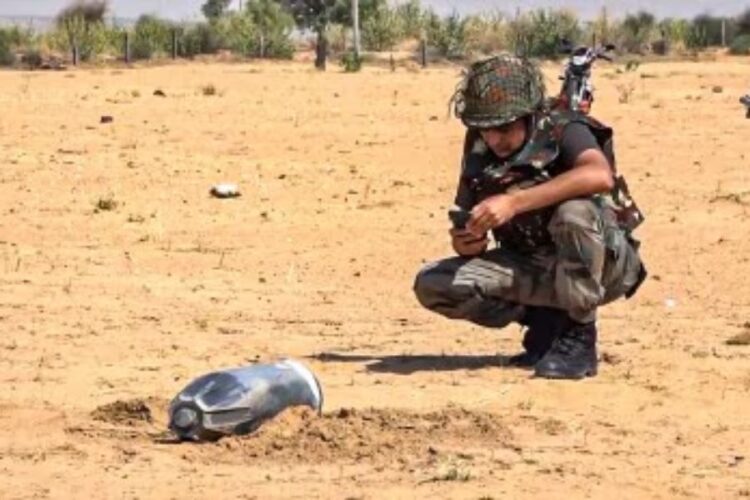 बाड़मेर,जैसलमेर,जोधपुर और बीकानेर में धमाके, एयरपोर्ट बंद,परीक्षाएं और चुनाव स्थगित